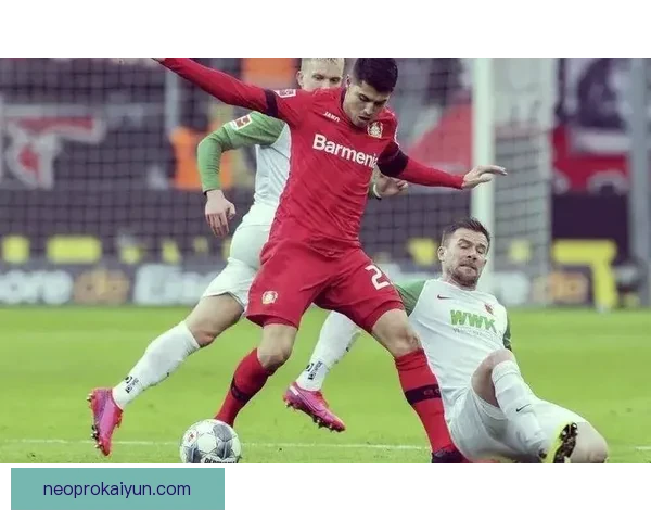 沙尔克边路迅猛突破持续引发热议，新季表现备受期待