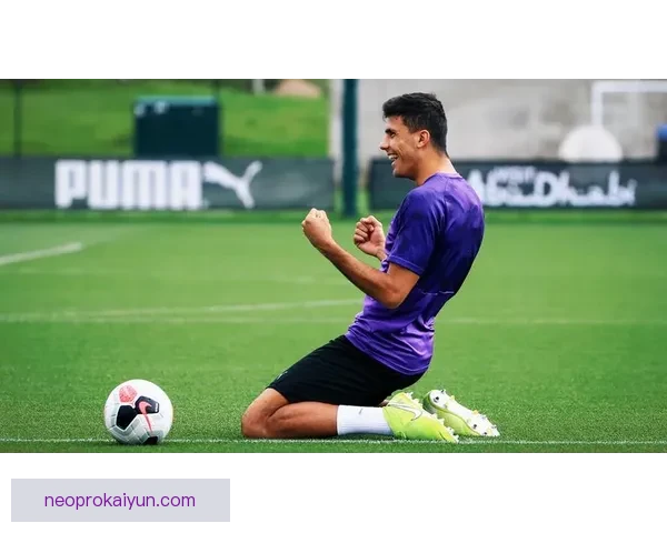 罗德里阐述战术体系对球队表现的深远影响,状态回暖备受关注。 罗德里阐述战术体系对球队表现的深远影响,状态回暖备受关注。